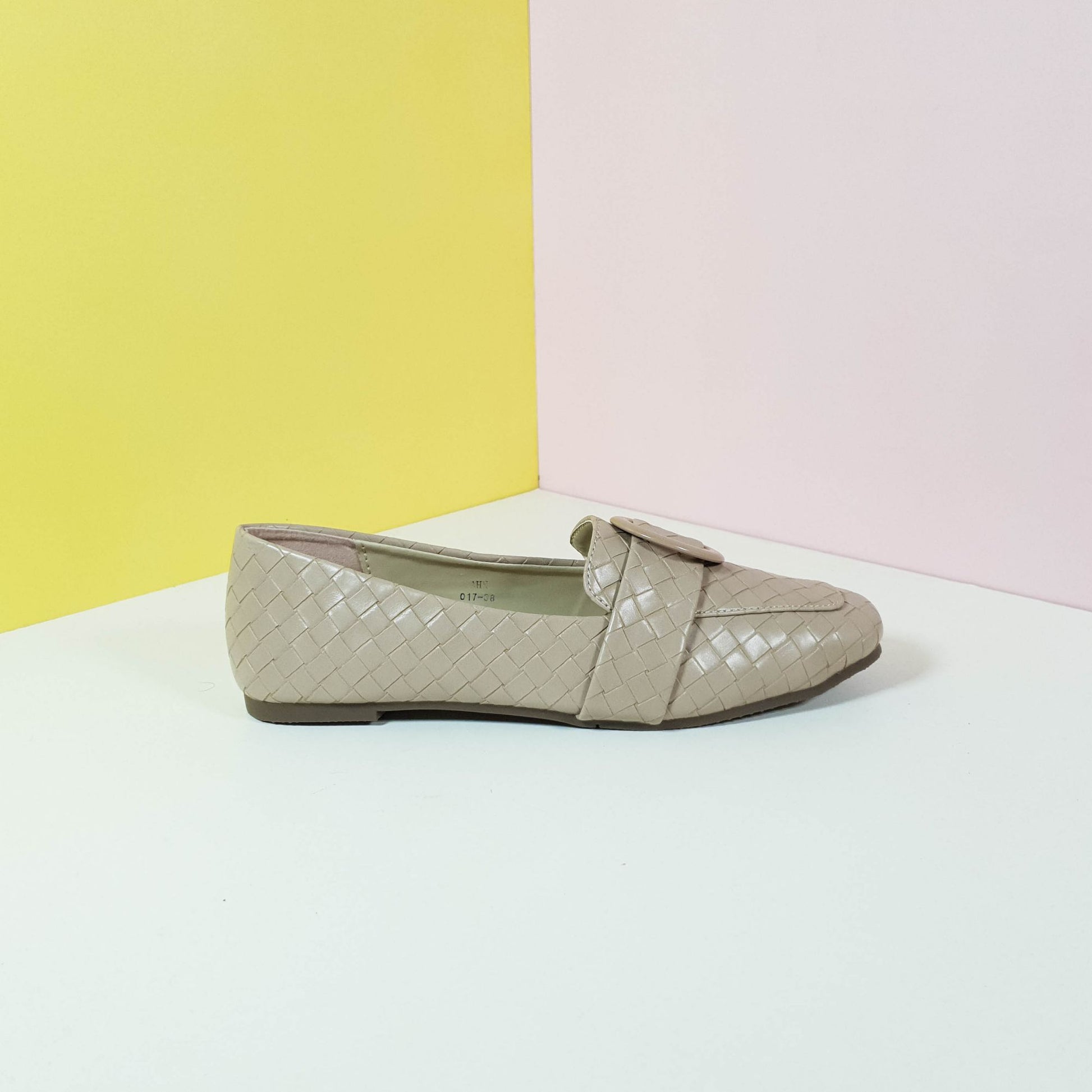 Classic Leather Women Shoes Cream - toastitoes 