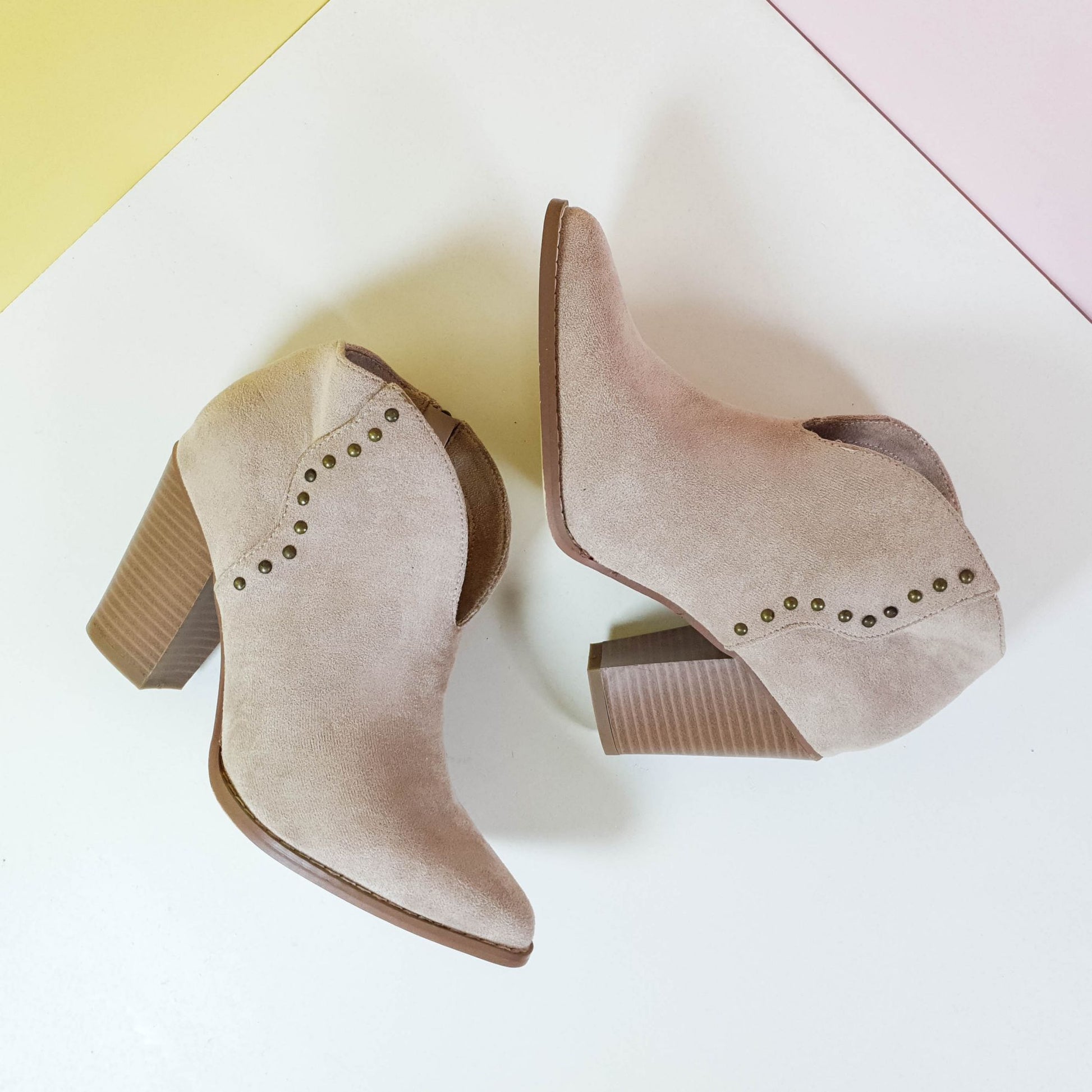 Block Heel Boots Beige - toastitoes 