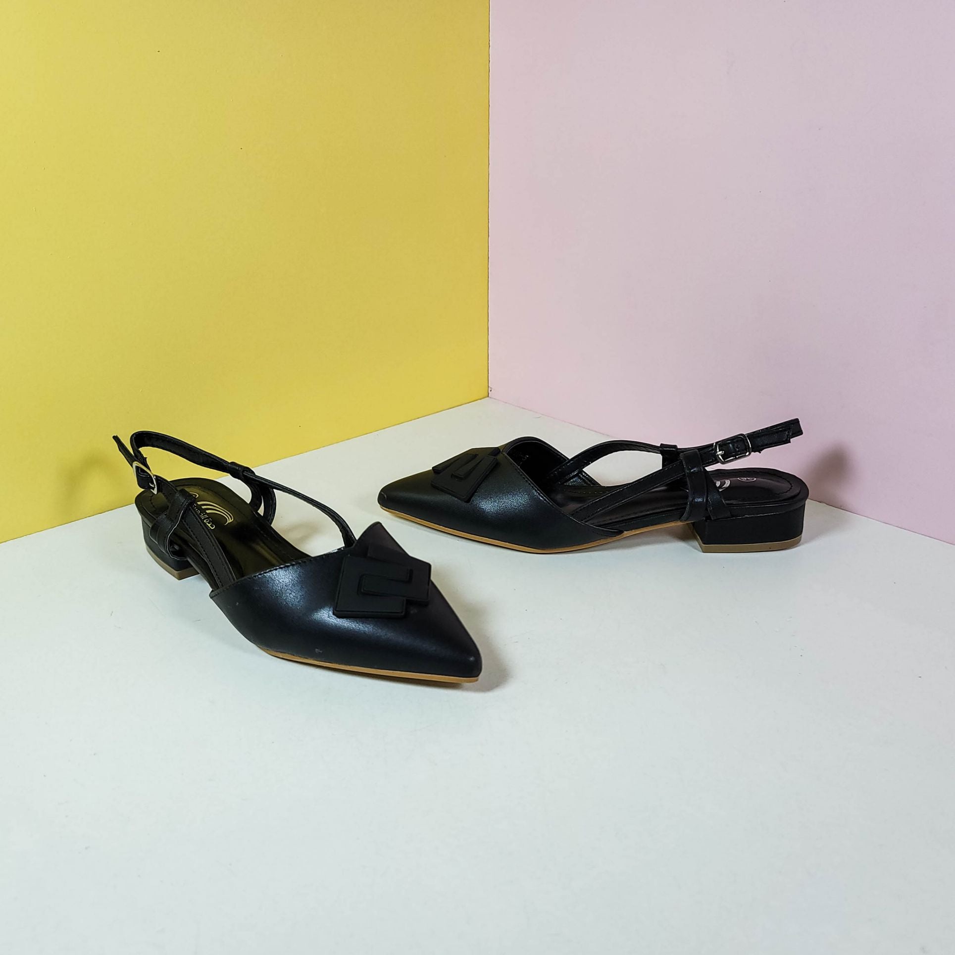 Low Block Heel Pumps Black - toastitoes 