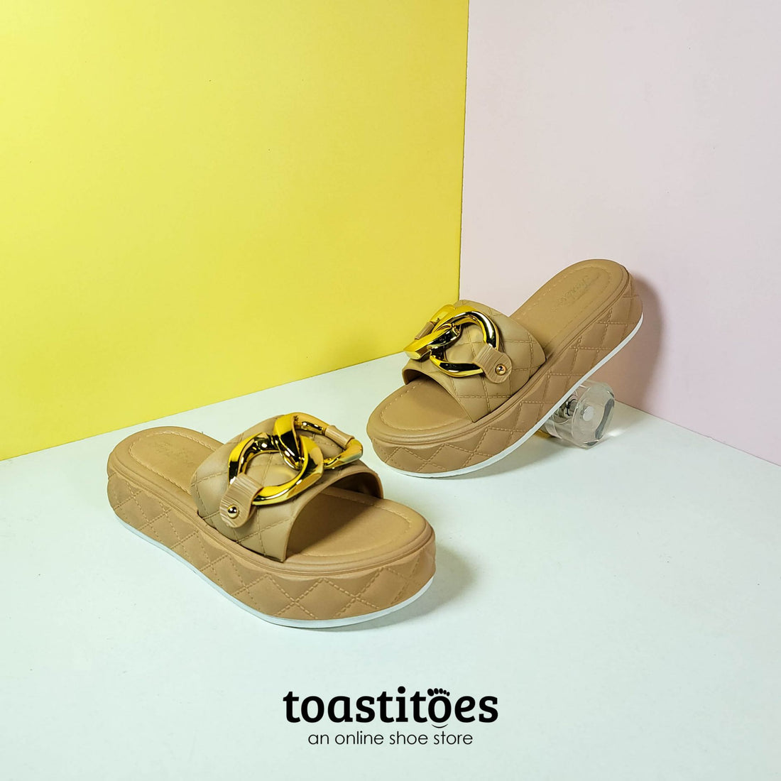 Bold Chain Women Slippers Brown - toastitoes 