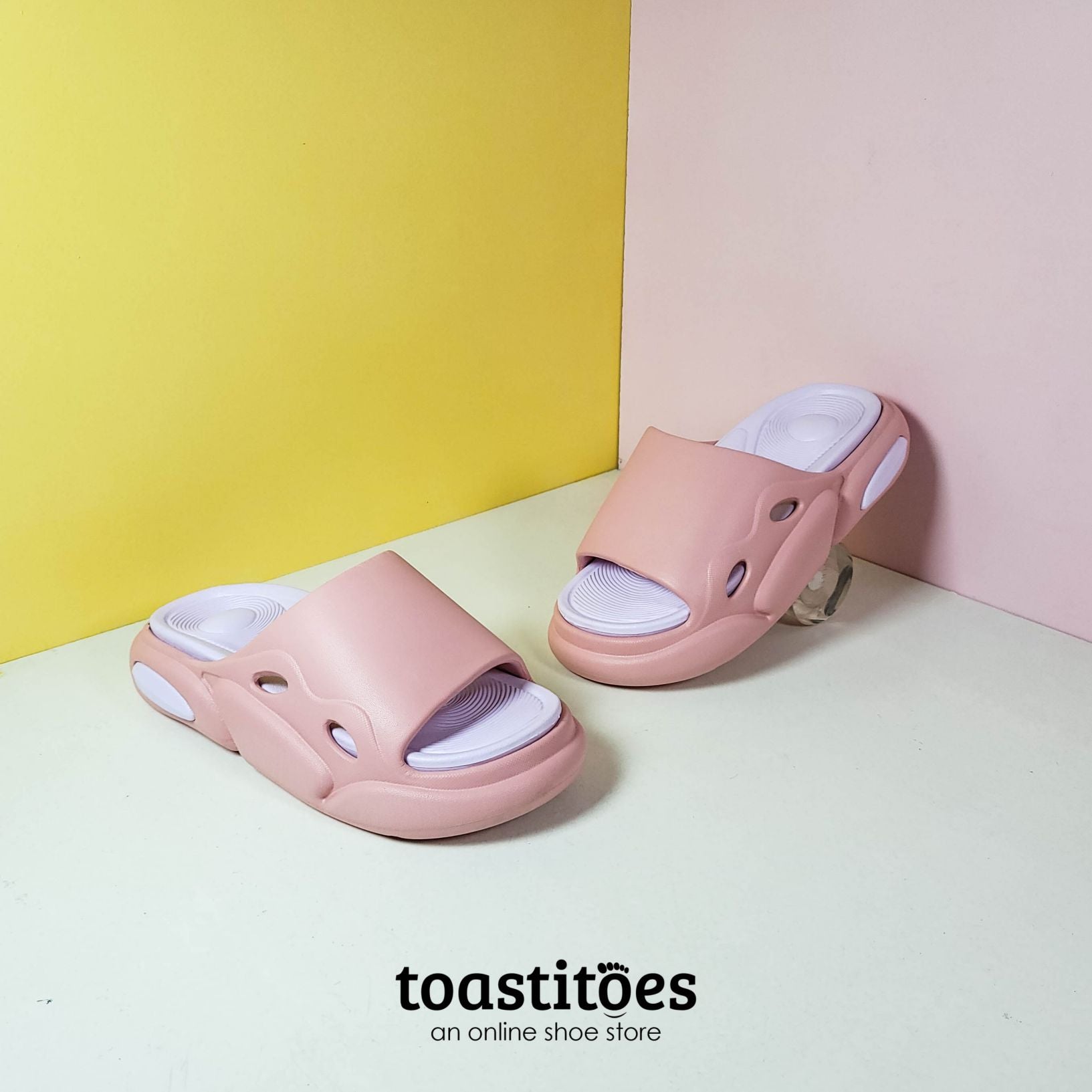 Mens Slippers - Buy Slippers for Men online | Mochi Shoes
