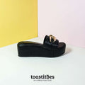 Chunky Sole Buckle Slippers Black - toastitoes 