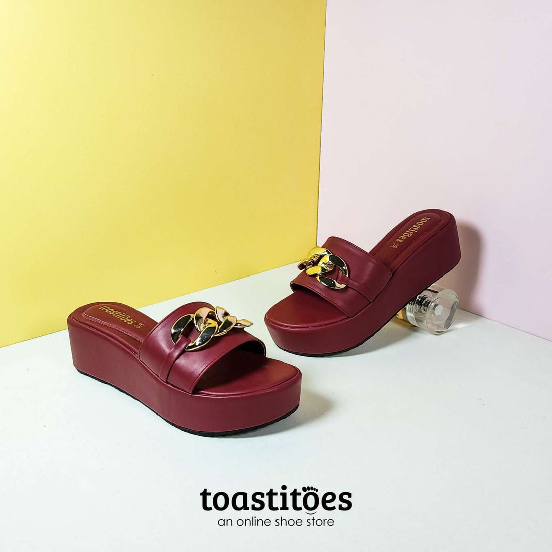 Chunky Sole Buckle Slippers Maroon - toastitoes 