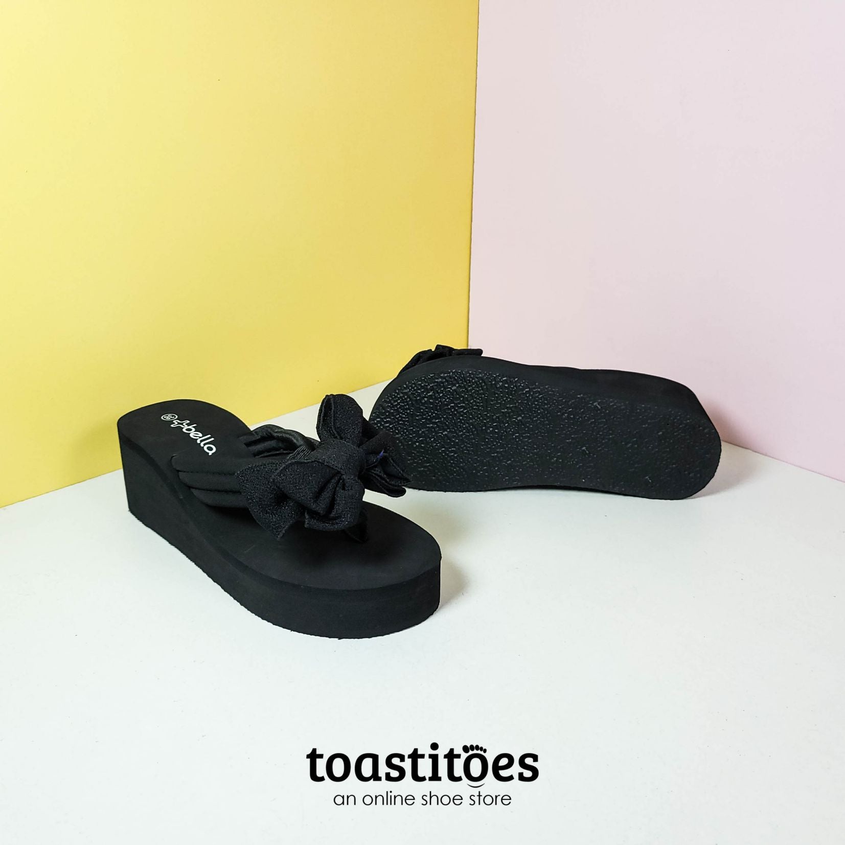 Chunky Sole Scissors Slippers Black - toastitoes 