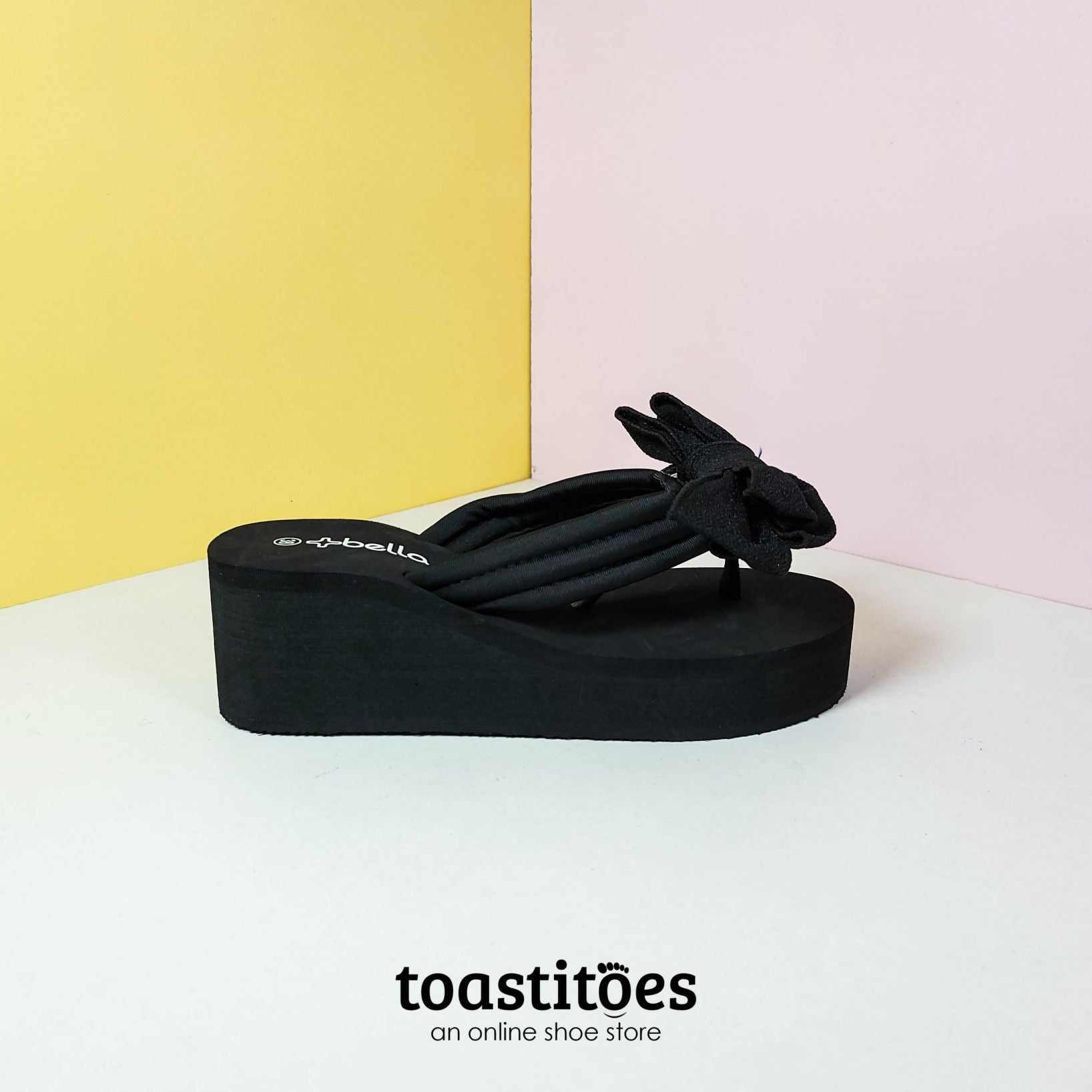 Chunky Sole Scissors Slippers Black - toastitoes 