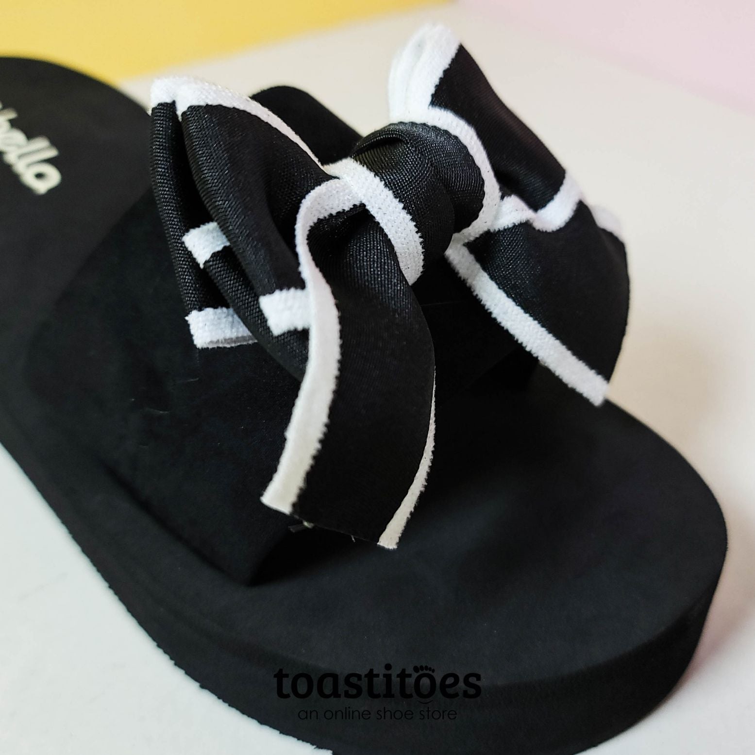 Chunky Sole Bow Tie Slippers Black - toastitoes 