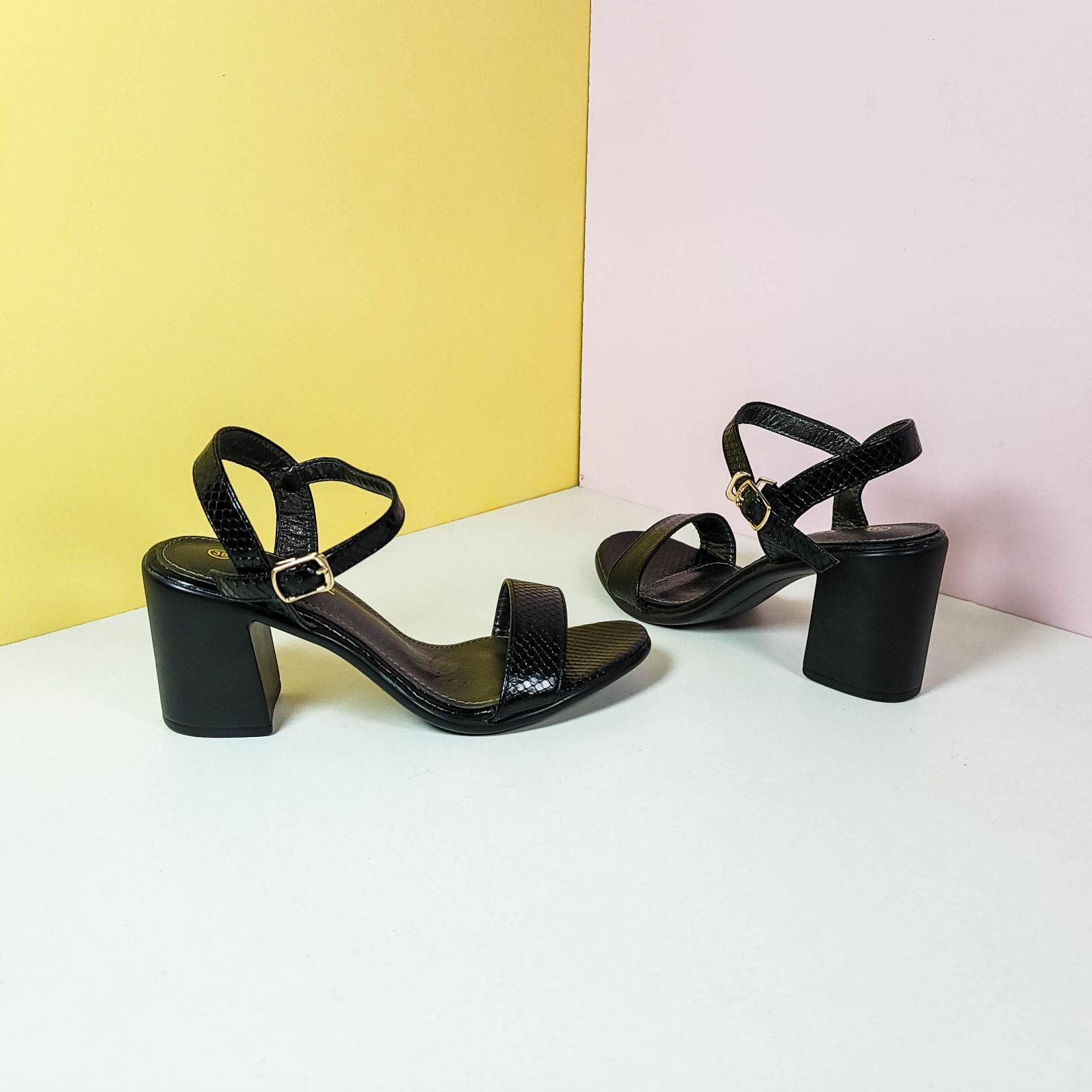 Single Band Block Heels Black - toastitoes 