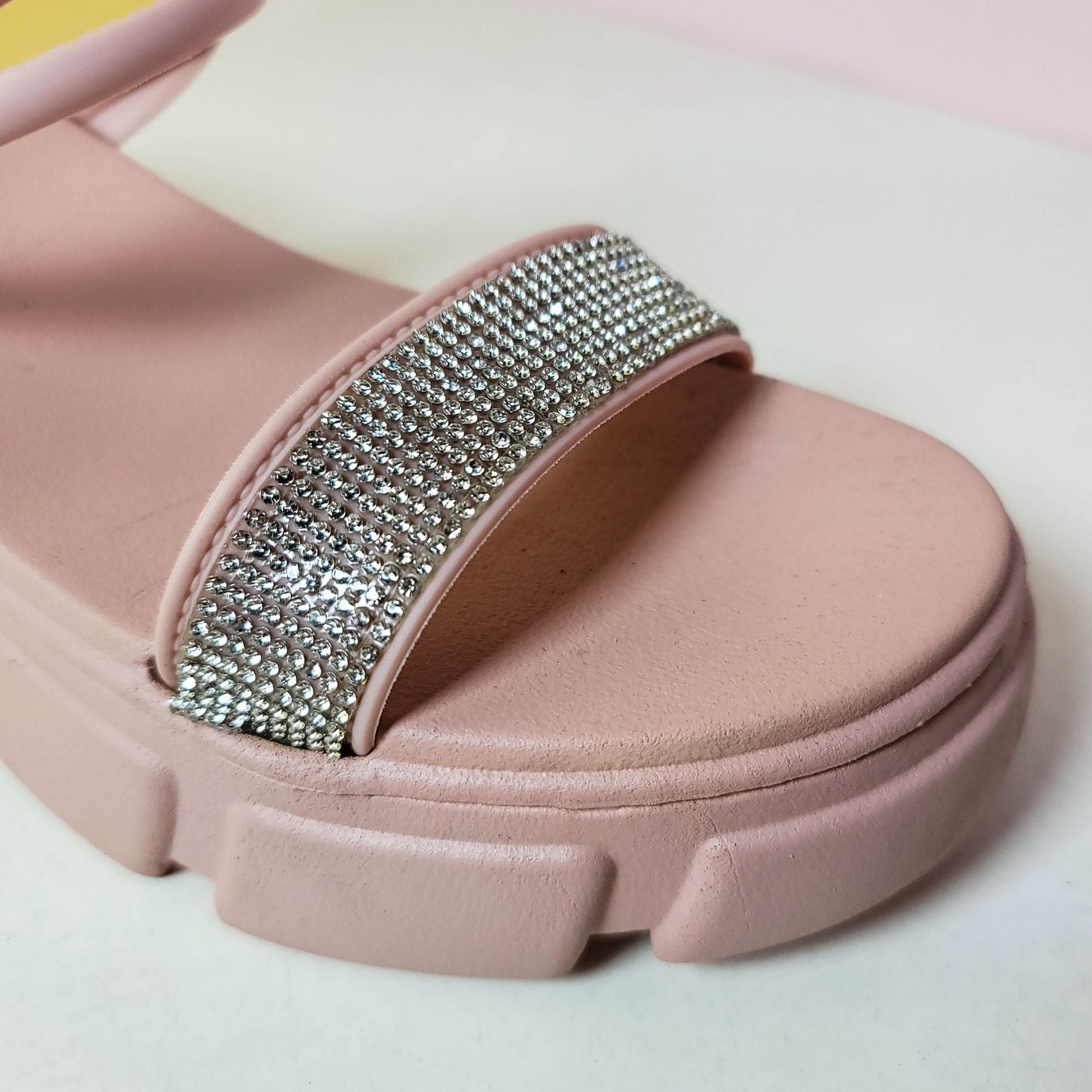 Chunky Sole Band Sandals/Slippers Pink - toastitoes 