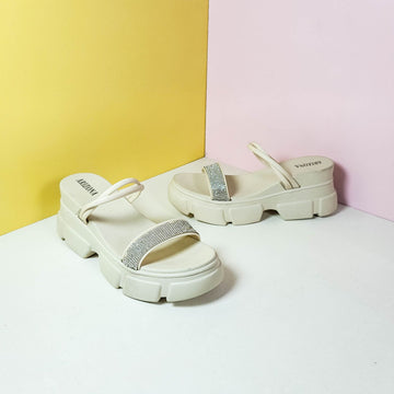 Chunky Sole Band Sandals/Slippers Beige - toastitoes 